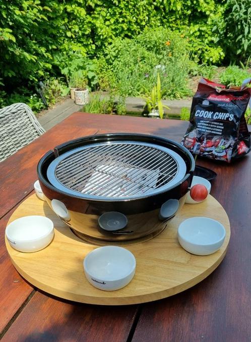 Barbecook tafelmodel Joya met draaitafel + 6 kommen, Jardin & Terrasse, Barbecues au charbon de bois, Utilisé, Avec accessoires