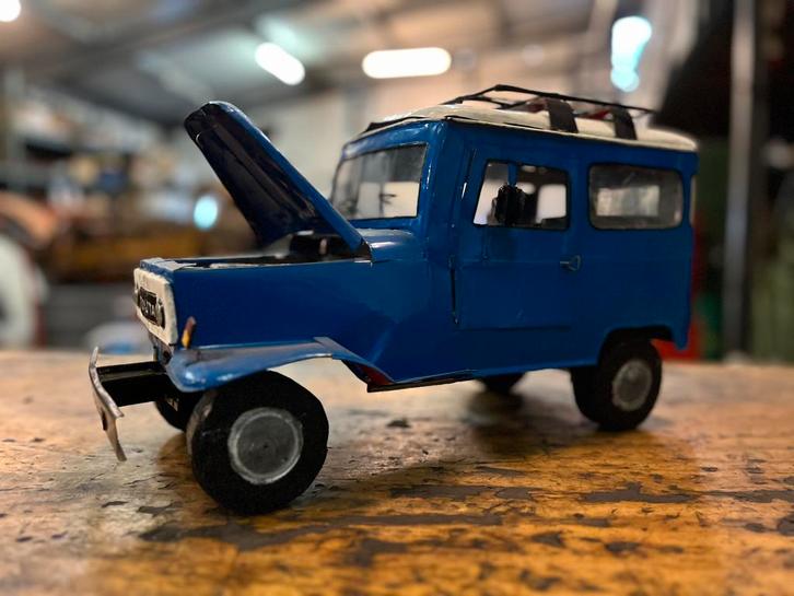 Toyota BJ40 FJ40 modelauto BJ FJ, Hobby & Loisirs créatifs, Voitures miniatures | 1:18, Comme neuf, Enlèvement