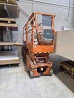 Hoogtewerker, schaarlift, schaarhoogwerker 8m, Ophalen