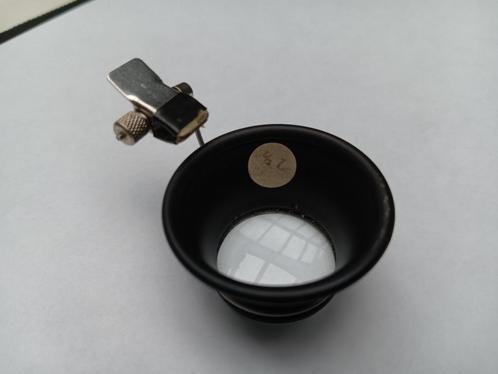 Vintage brillenloep met knijper in origineel doosje., Handtassen en Accessoires, Horloges | Antiek, Overige materialen, Ophalen of Verzenden