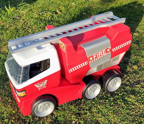 Grote brandweerwagen van Molto – stevig speelgoed voor jonge, Kinderen en Baby's, Speelgoed |Speelgoedvoertuigen, Gebruikt, Ophalen of Verzenden