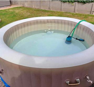 jacuzzi met pomp complete in zeer goed staat  veel plezier, Enlèvement, Comme neuf, Tapis de sol, Gonflable