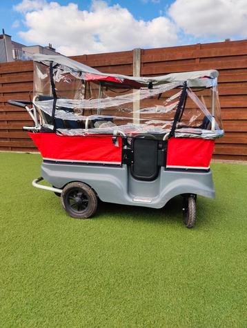 kiddybus, kiddy bus ,baby wagen  beschikbaar voor biedingen