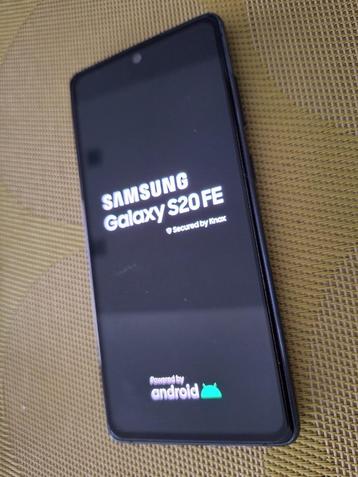 Samsung Galaxy S20FE (2022) met defect beschikbaar voor biedingen
