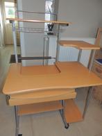 Computertafel, Huis en Inrichting, Bureaus, Ophalen, Met wielen, Gebruikt, Bureau