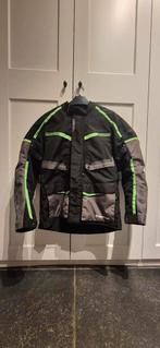 Combinaison de moto Kawasaki (RST), Enlèvement