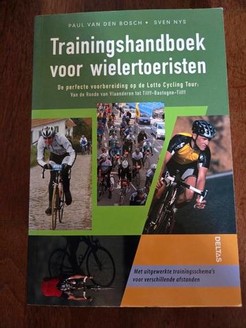 Trainingshandboek voor wielertoeristen beschikbaar voor biedingen