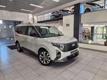 Ford Tourneo Courier TITANIUM BENZINE NIEUW OKM beschikbaar voor biedingen