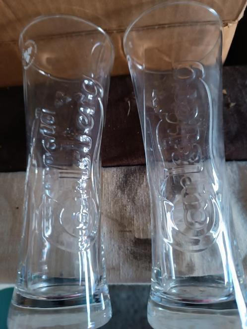 A vendre 2 verres Carlsberg, Verzamelen, Glas en Drinkglazen, Gebruikt, Bierglas, Ophalen