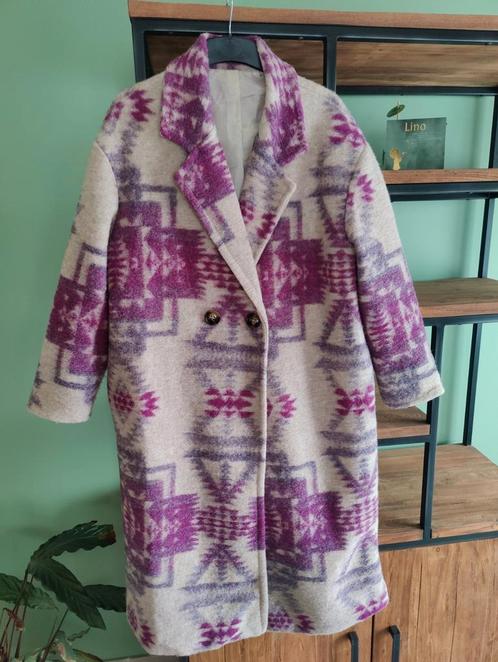 Lange jas met wol (paars/ecru) maat TU, Kleding | Dames, Jassen | Winter, Zo goed als nieuw, Ophalen of Verzenden