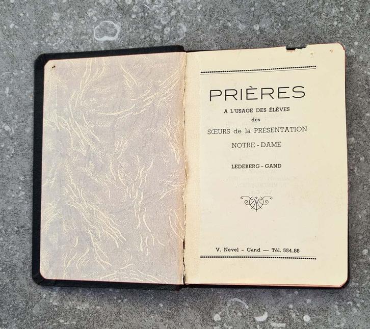 gebedenboekje 1949 Frans-Nederlands - lees info aub, Boeken, Godsdienst en Theologie, Ophalen
