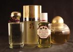 Vier grote etalage parfumflessen, Ophalen