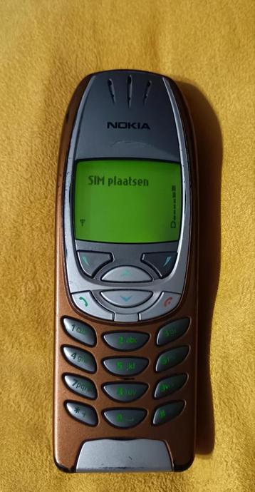 Nokia 6310 avec batterie neuve. disponible aux enchères