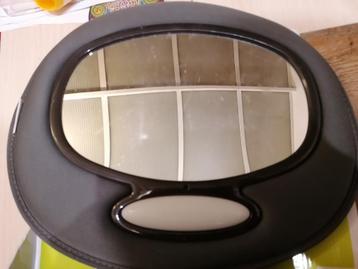 Babyspiegel voor de auto met licht en muziek beschikbaar voor biedingen