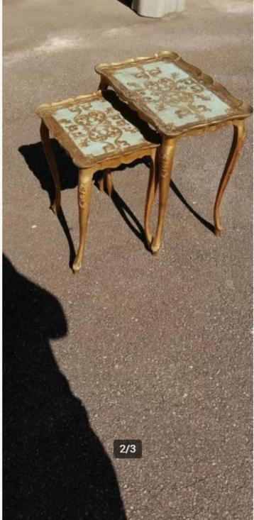 Tables basses beschikbaar voor biedingen