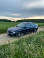 BMW 328i automatique, Autos, 5 places, Cuir, Berline, 4 portes