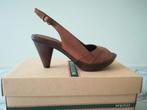 Sandaal met hakje splinternieuw, Kleding | Dames, Schoenen, Ophalen, Nieuw