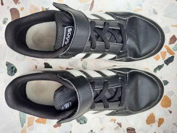 Adidas sneakers maat 35 beschikbaar voor biedingen