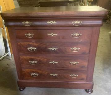Antieke mahonie ladekast / commode beschikbaar voor biedingen