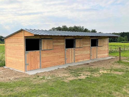 Drie Paardenstallen in één lijn.  Nieuw en op Voorraad., Dieren en Toebehoren, Stalling en Weidegang, Opfok, Stalling, Weidegang