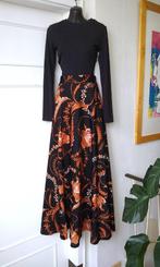 Anne Helsinki vintage zwarte rok met oranje bloemen, mt 36, Comme neuf, Taille 36 (S), Noir, Sous le genou