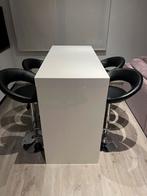 Eettafel met 4 hoge kuipstoelen, Huis en Inrichting, Ophalen, Zo goed als nieuw