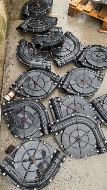 Plastiek bochten voor voederlijn beschikbaar voor biedingen