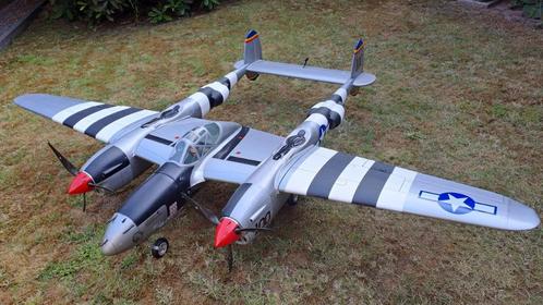 P-38 Lightning van VQ Models, Hobby en Vrije tijd, Modelbouw | Radiografisch | Vliegtuigen, Gebruikt, Elektro, RTF (Ready to Fly)