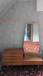 Design slaapkamerkast in teak, Huis en Inrichting, Ophalen, Zo goed als nieuw