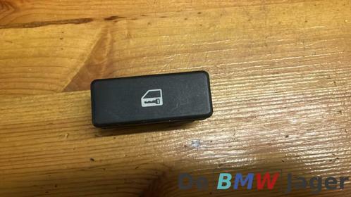 Deurvergrendeling schakelaar BMW 7-serie E38 61318352281, Auto-onderdelen, Dashboard en Schakelaars, BMW, Gebruikt, Ophalen of Verzenden