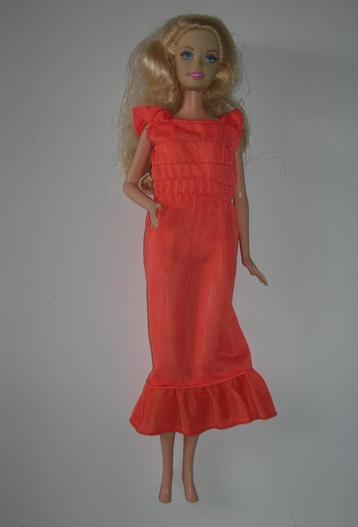 11 Barbie poppen deel 4      beschikbaar voor biedingen