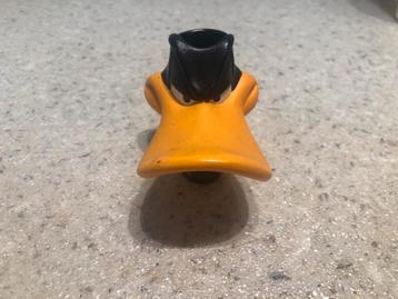 Een Origineel figuurtje van warner bros daffy duck beschikbaar voor biedingen