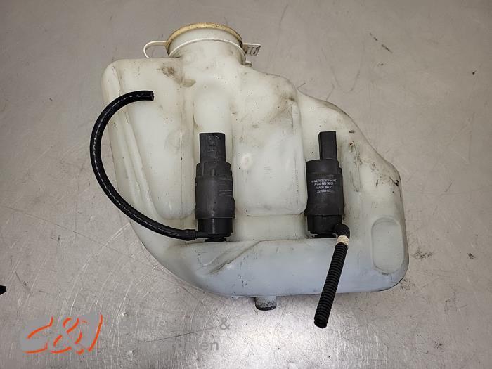Ruitensproeiertank voor van een Mercedes Vito, Auto-onderdelen, Ruiten en Toebehoren, Mercedes-Benz, Gebruikt, 3 maanden garantie