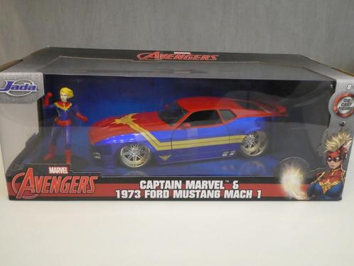 Captain Marvel - 1973 Ford Mustang Mach 1 - Jada Schaal 1:24, Hobby en Vrije tijd, Modelauto's | 1:24, Nieuw, Auto, Jada, Ophalen of Verzenden