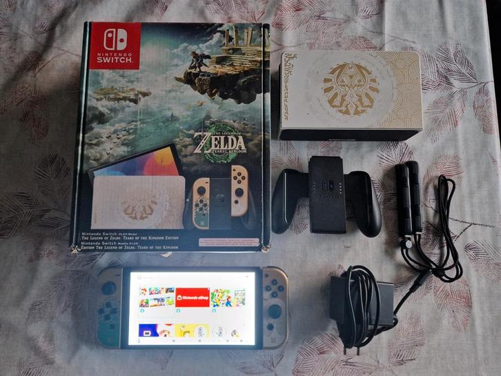 Nintendo Switch Oled Zelda editie te koop., Consoles de jeu & Jeux vidéo, Consoles de jeu | Nintendo Switch, Switch OLED, Enlèvement