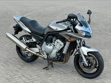 Yamaha Fazer 1000 - 2005 Garantie disponible aux enchères