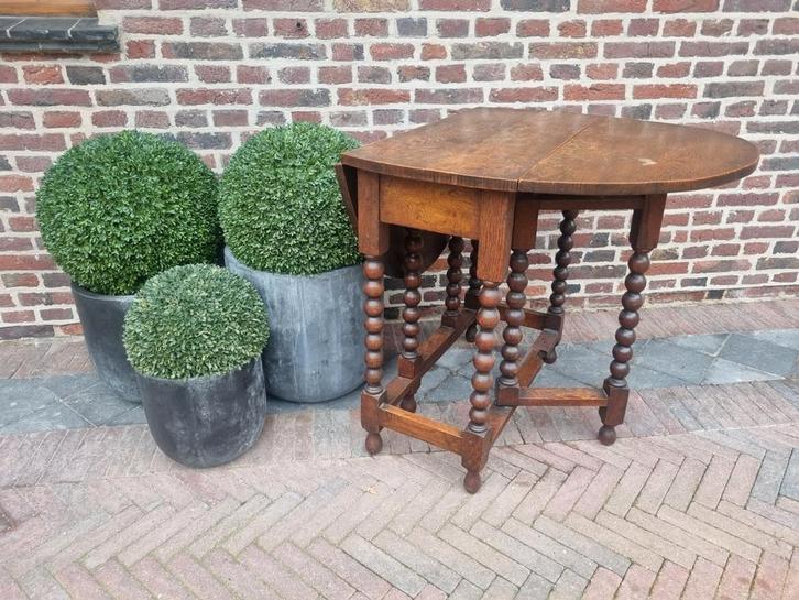Antieke klaptafel, Antiek en Kunst, Antiek | Meubels | Tafels, Ophalen of Verzenden