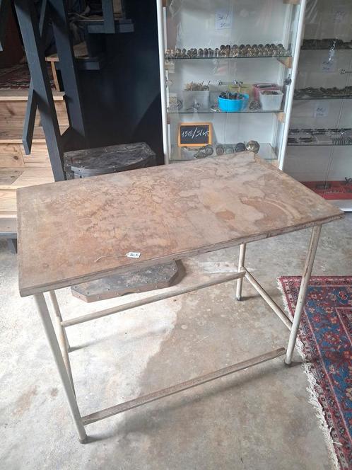 metalen werktafel, Huis en Inrichting, Tafels | Sidetables, Gebruikt, Ophalen