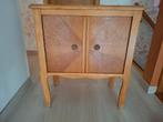 Petit meuble en bois