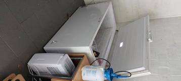 Diepvrieskoffer, Elektronische apparatuur, Vriezers en Diepvrieskisten, Vrieskist, Zo goed als nieuw, Vrijstaand, 90 cm of meer
