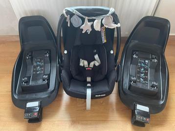 Maxi Cosi met 2 isofix bases beschikbaar voor biedingen