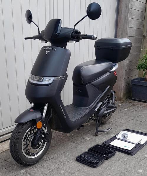 ECO-NECO S1 electrische scooter
in nieuwstaat! B-klasse, Fietsen en Brommers, Scooters | Overige merken, Zo goed als nieuw, Ophalen