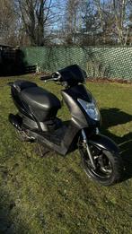 Kymco agillity 50cc 4t voor opmaak of onderdelen, Fietsen en Brommers, Ophalen