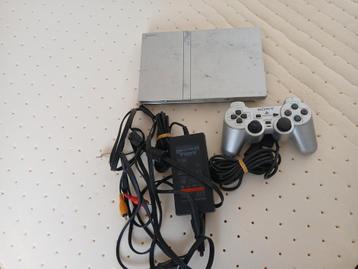Console ps 2 slim grise beschikbaar voor biedingen