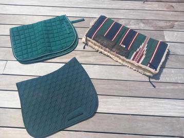 Dekjes + western pad beschikbaar voor biedingen