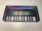 Novation Launchkey Mini, Muziek en Instrumenten, Midi-apparatuur, Ophalen, Zo goed als nieuw