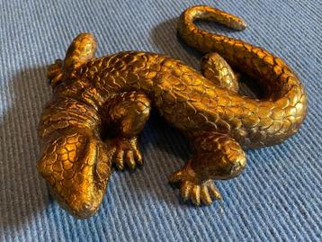 Lézard laqué en bois beschikbaar voor biedingen