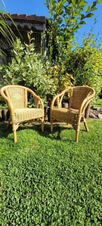 Duo koppel vintage kinder Rotan stoelen  beschikbaar voor biedingen