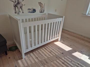 Babybed  beschikbaar voor biedingen