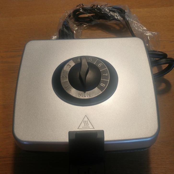Gaufrier Frifri, Elektronische apparatuur, Wafelijzers, Zo goed als nieuw, Uitneembare platen, Ophalen